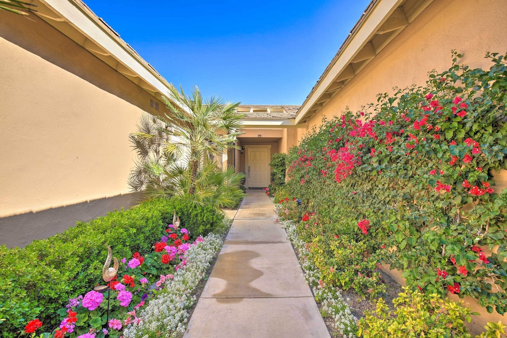 Golf Resort Getaway w Pool Access in Palm Desert - photo 17