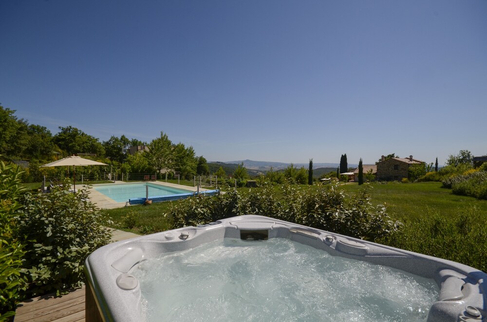 Podere Carceroni — hotel in Cinigiano