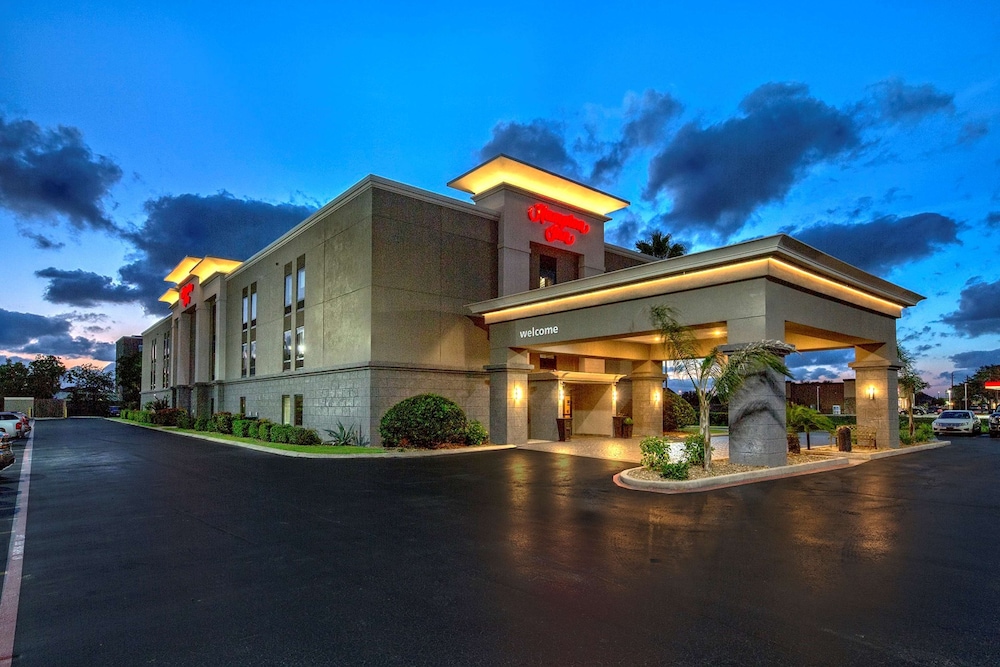 Hampton Inn Houston Baytown - photo 25