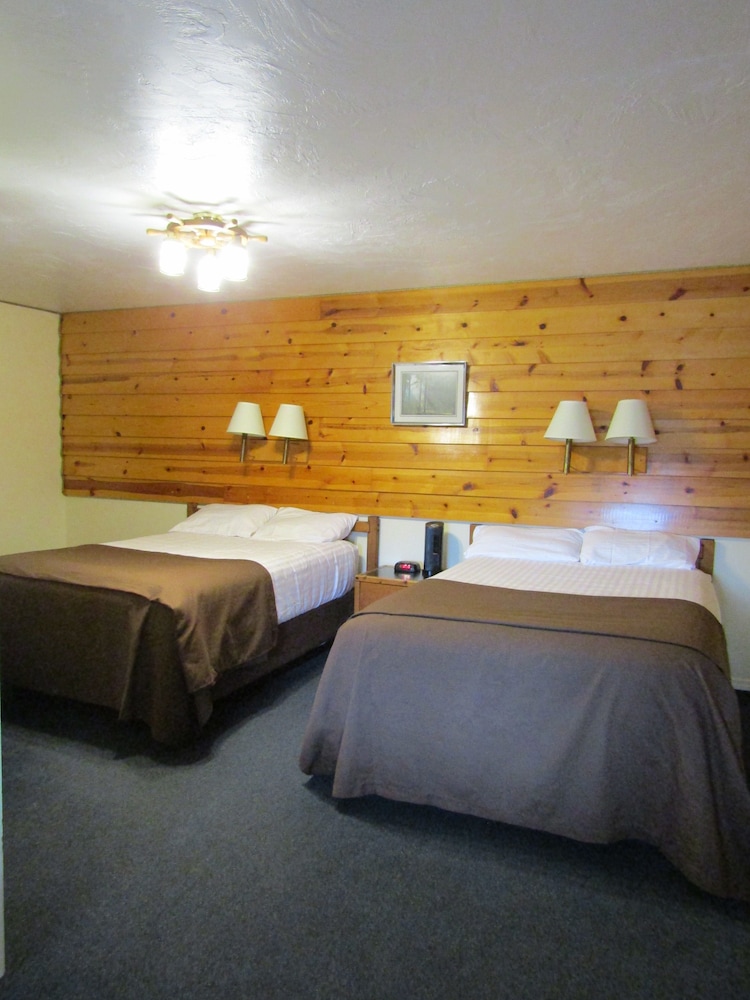 Captain's Choice Motel - photo 7