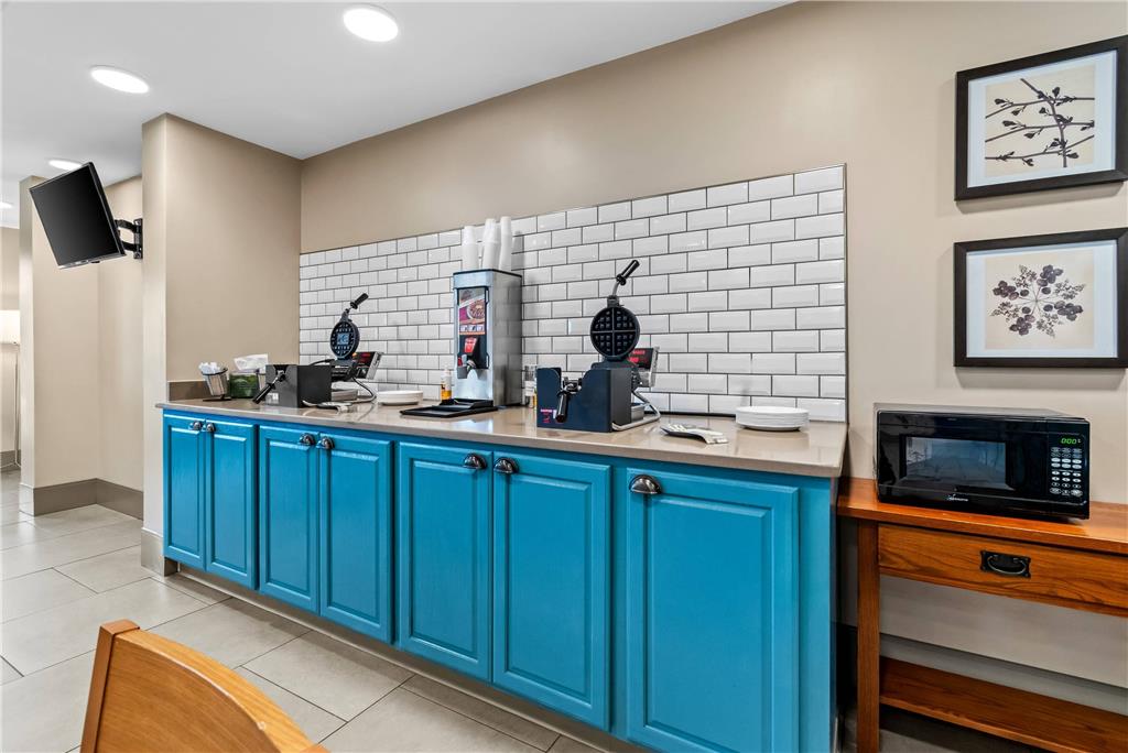 Country Inn & Suites by Radisson Chambersburg PA - photo 29