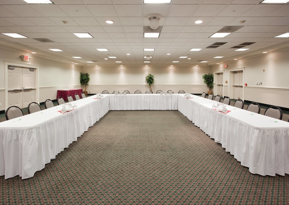 Holiday Inn Redding by IHG - photo 64