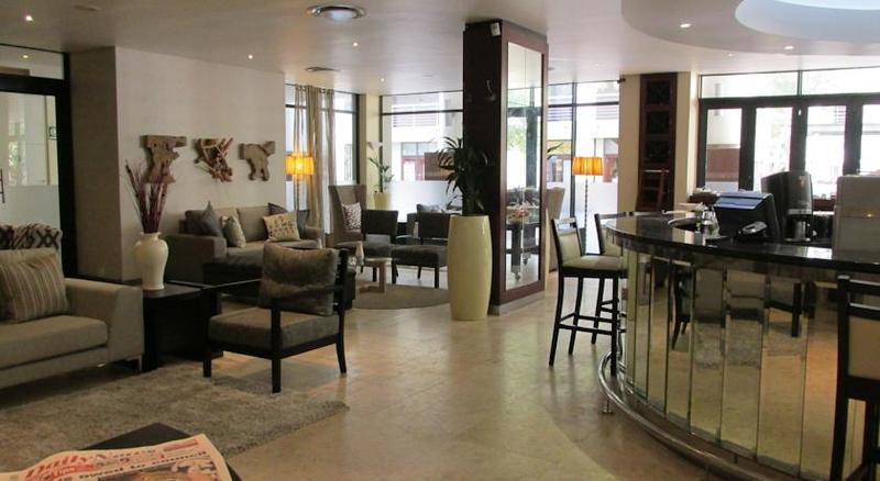 Royal Palm Gateway Penthouse Suites