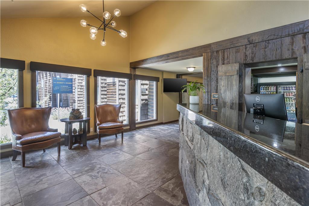 Best Western Plus Truckee Tahoe Hotel - photo 14