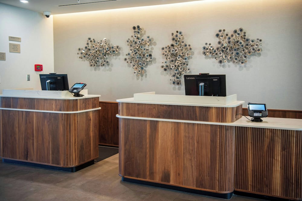 Courtyard by Marriott Lake City - photo 3
