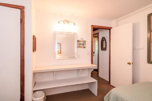 Sound Sleeper by Oak Island Accommodations - photo 46