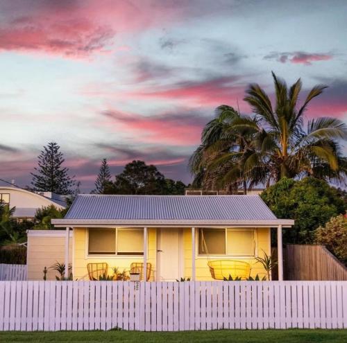 Sunnyboy at Fingal Head pet friendly — hotel in Tweed Heads