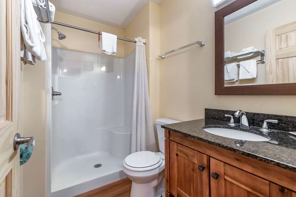 Rodeway Inn Lake George Outlets - photo 12