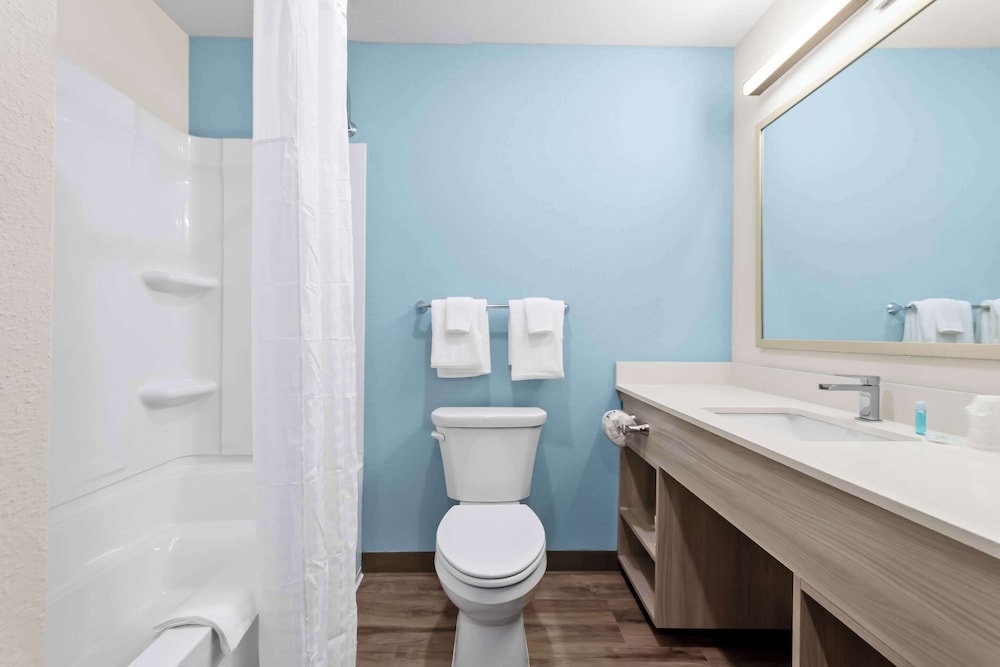 Woodspring Suites Pensacola West - photo 5