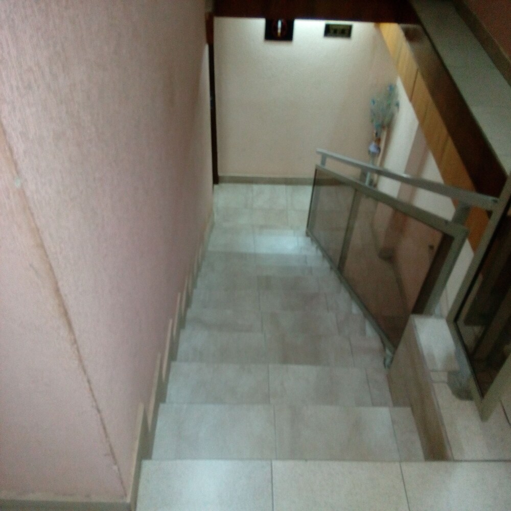 Hotel du Centre — hotel in Bouake
