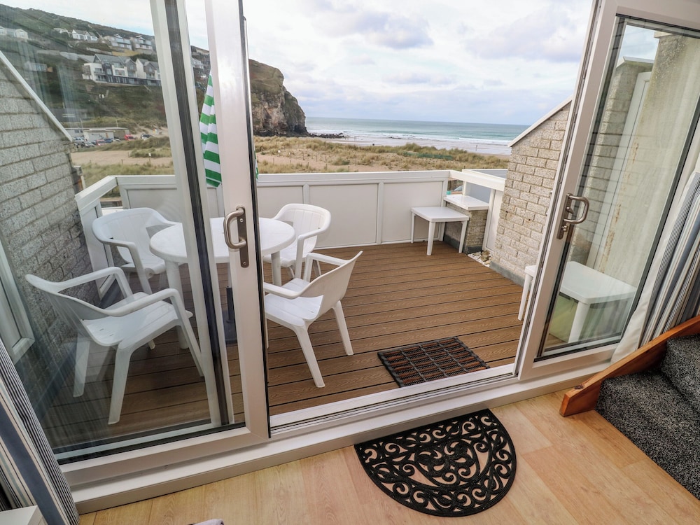 16 Seaspray — 4-Star Luxury Hotel in Truro, United Kingdom