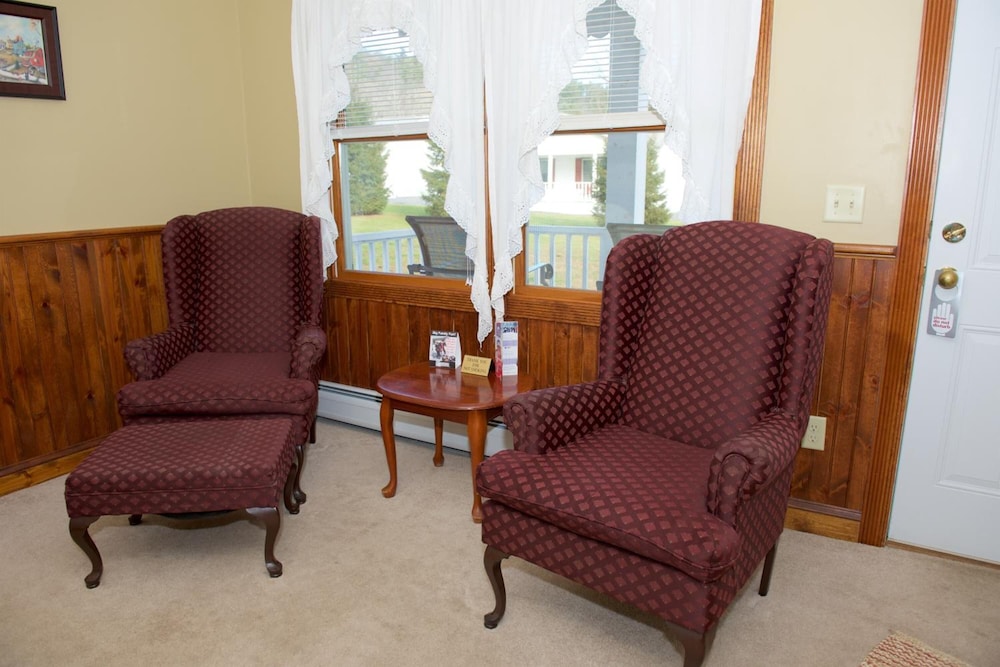 Myer Motel - photo 40