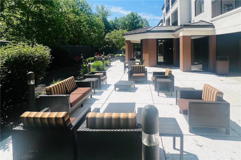 Country Inn & Suites by Radisson Columbus Edinburgh - photo 7