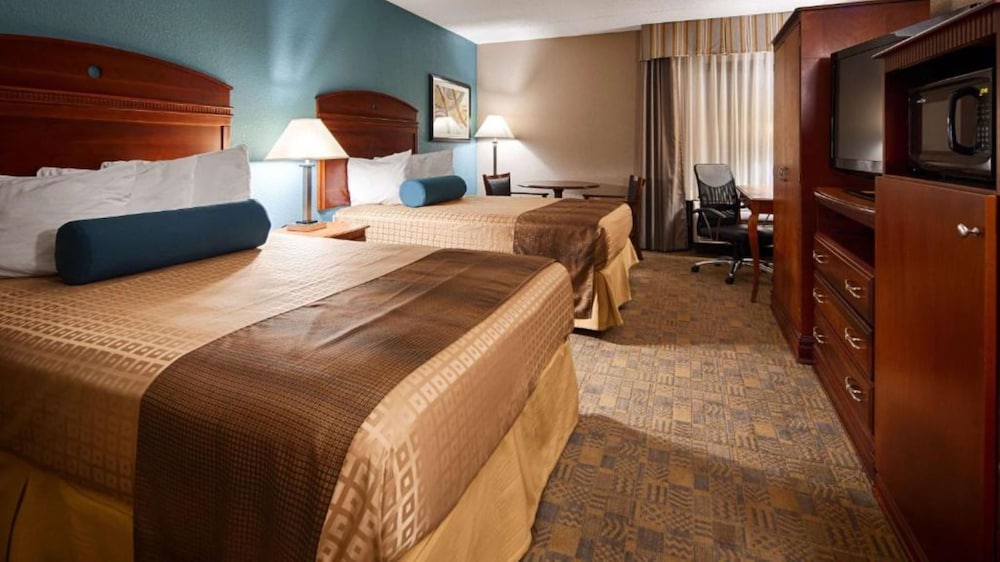 Days Inn by Wyndham Englewood Dayton Airport - photo 8