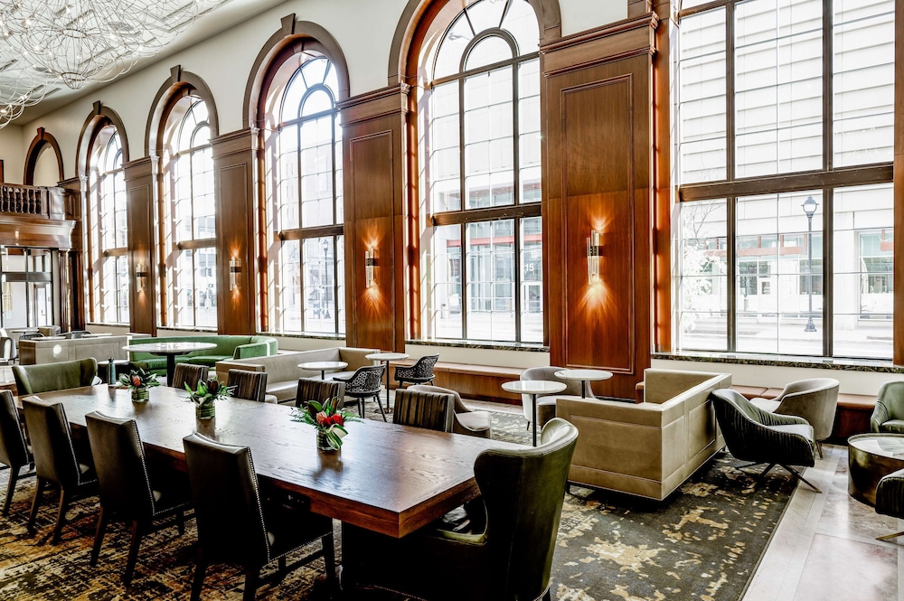 Hotel Fort Des Moines Curio Collection by Hilton - photo 102
