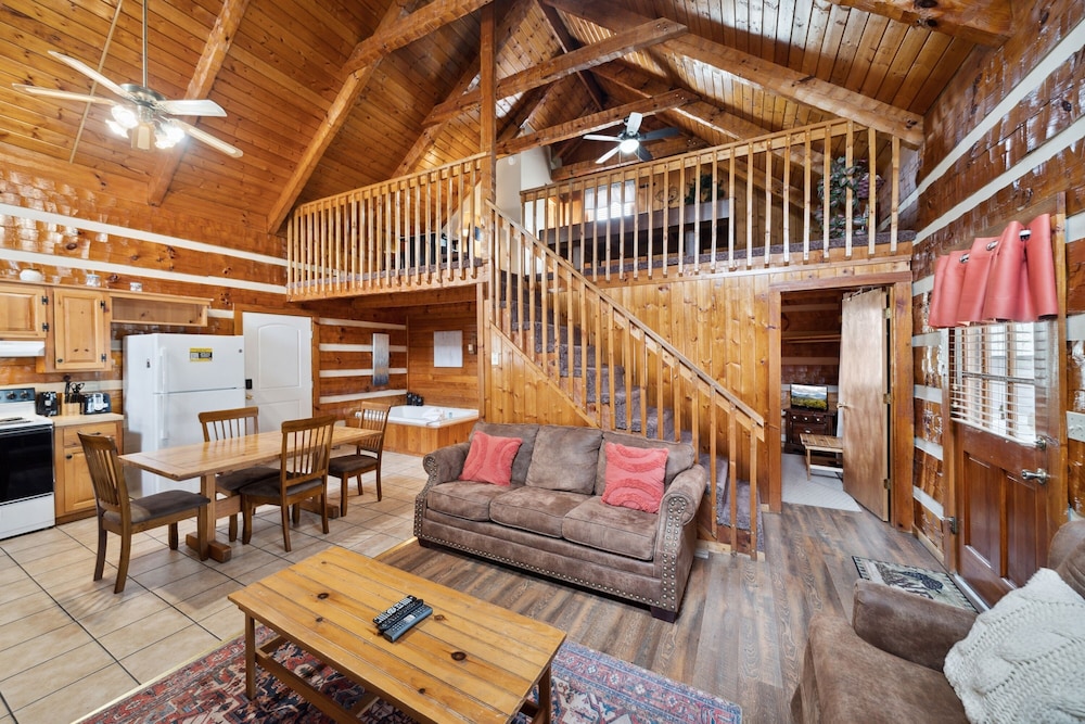 An Affair To Remember 1 Bedroom Cabin by Heavenly Views Resort - photo 10