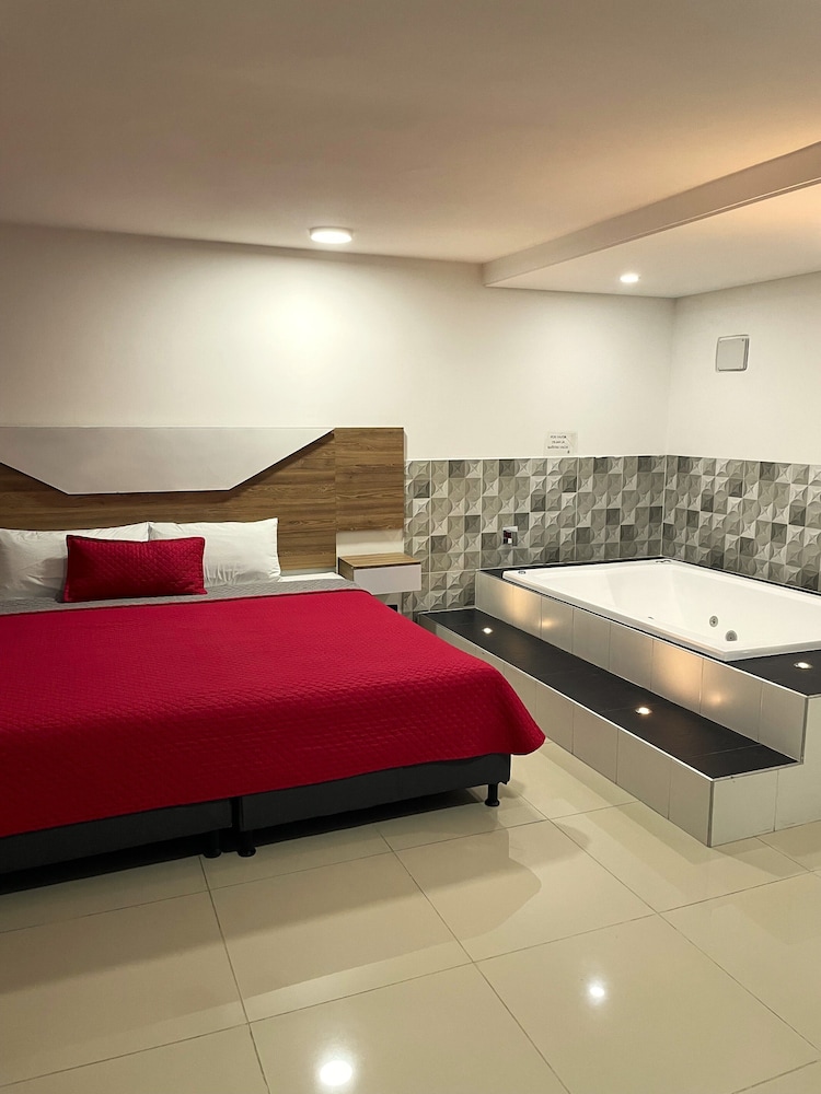 Hotel Ofix — 4-Star Luxury Hotel in Medellin, Colombia
