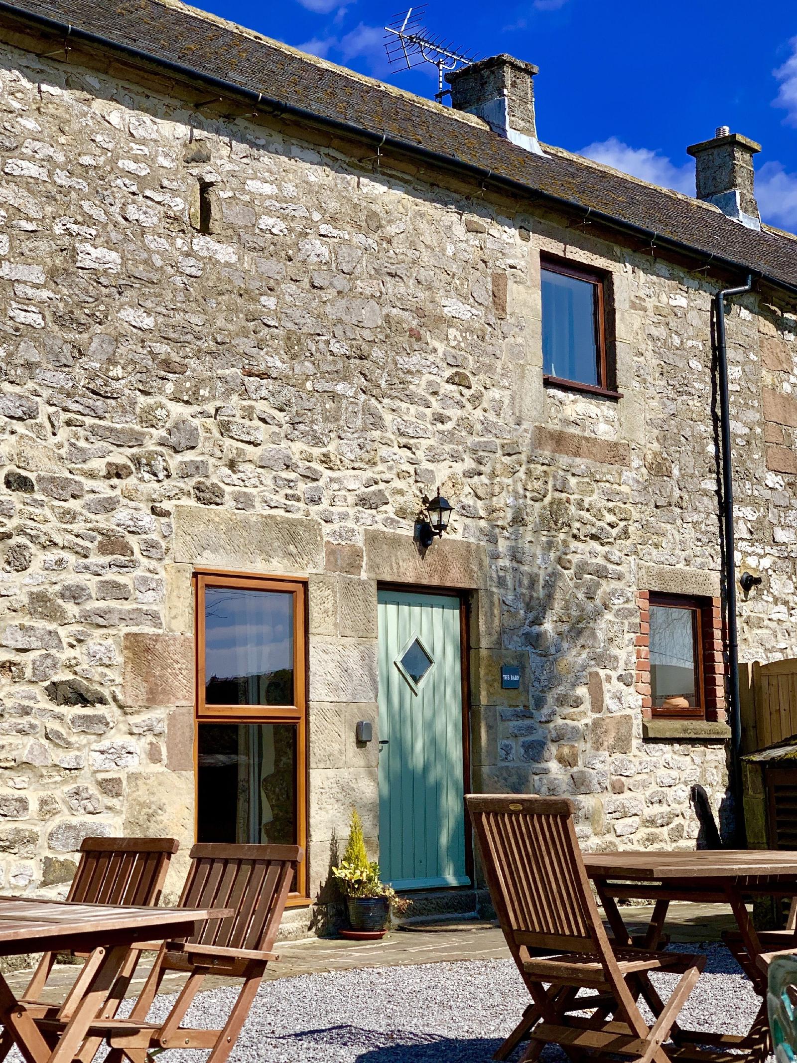 Chestnut Farm Holiday Cottages — 5-Star Luxury Hotel in Matlock, United Kingdom