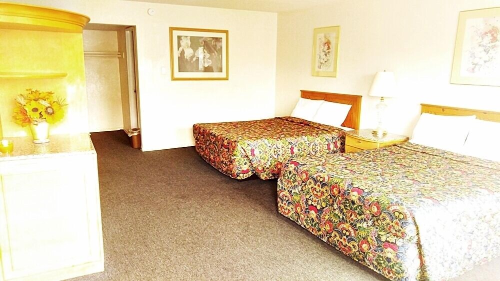 Parkway Inn Fresno - photo 8