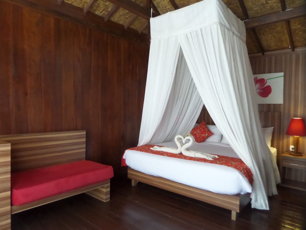 Mangrove Paradise Retreat