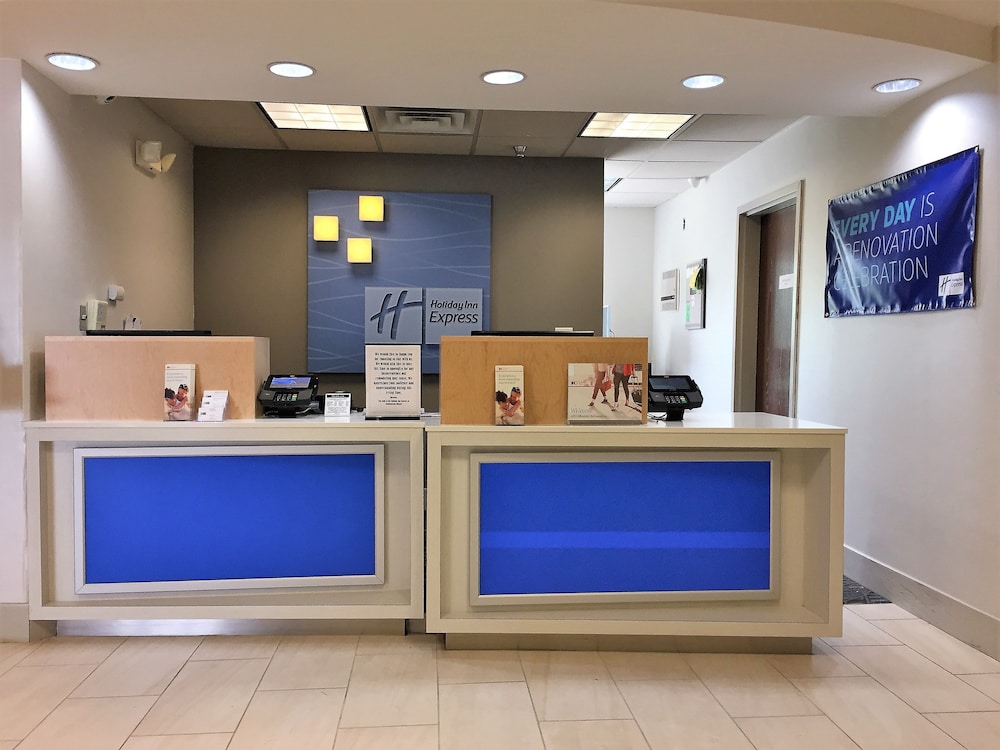 Holiday Inn Express Hotel & Suites Chattanooga Hixson by IHG - photo 3
