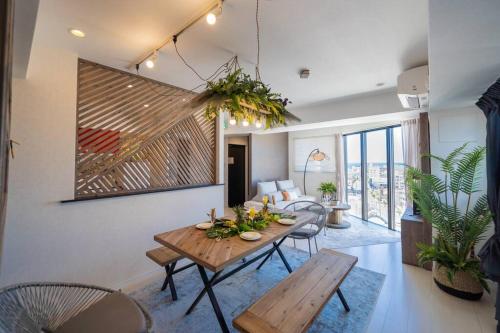 The Penthouse Ginowan — 4-Star Luxury Hotel in Naha, Japan