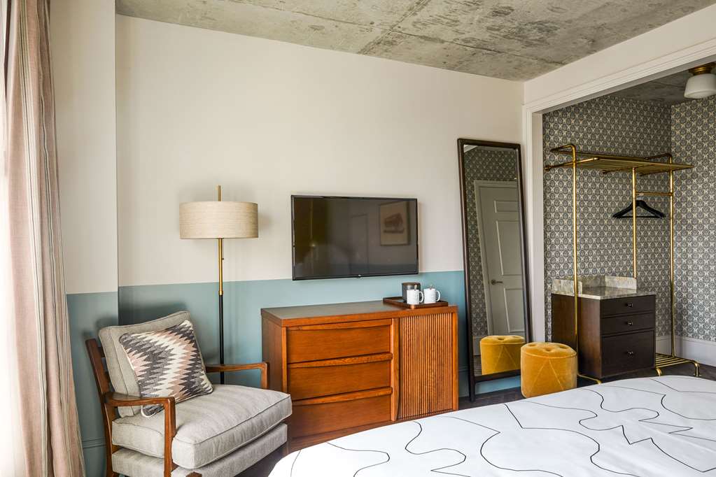 The Hoxton Chicago - photo 17