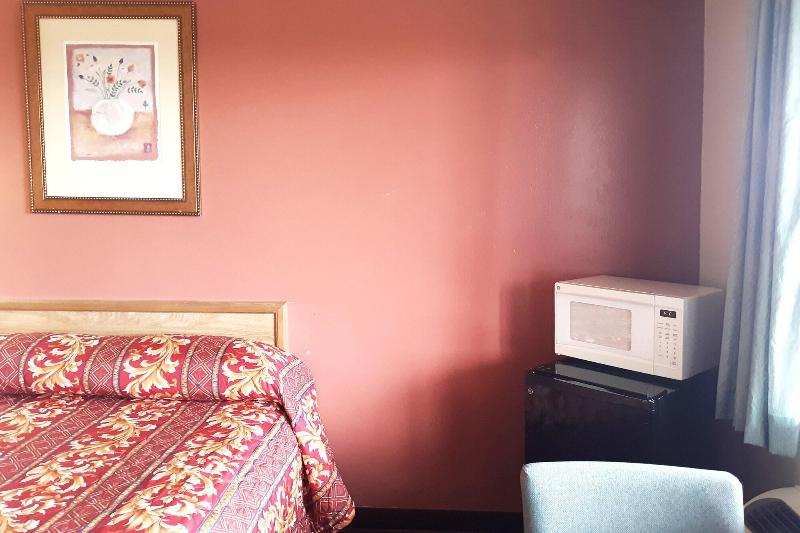 Hotel Kings at Clovis by OYO Rooms - photo 35