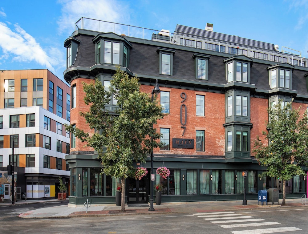 Lark Hotels 907 Main in Cambridge, United States