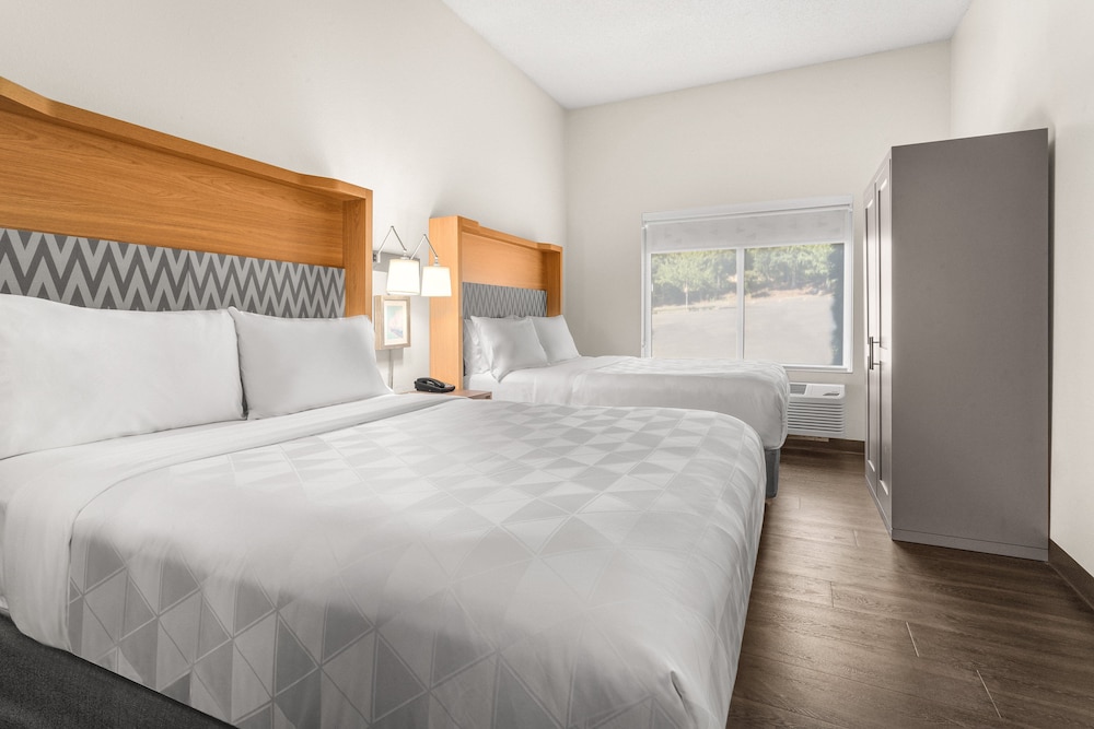 Holiday Inn & Suites Bothell by IHG - photo 11