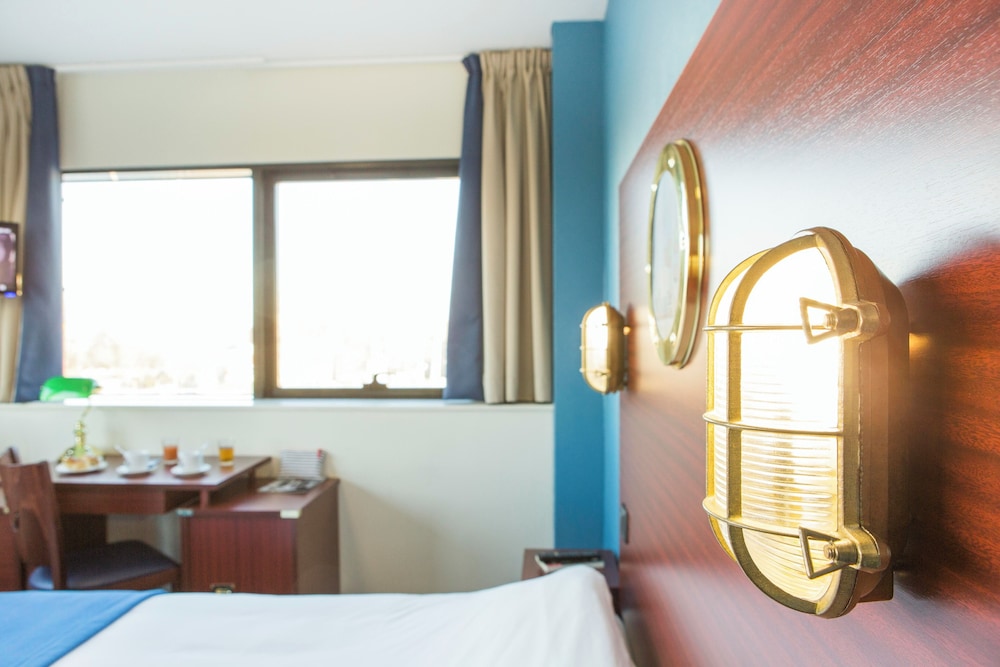 Les Gens de Mer Dunkerque in Dunkerque, France