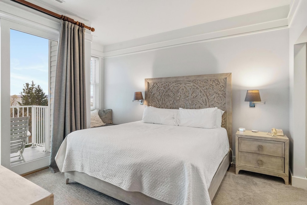 Village Suites Bay Harbor - photo 10