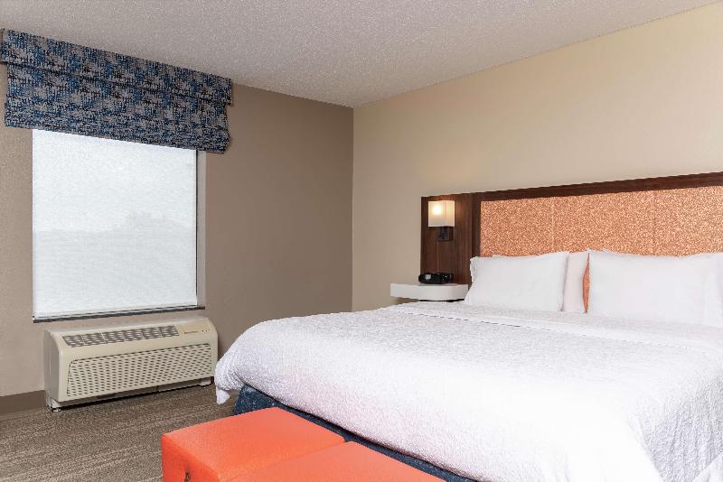 Hampton Inn Warsaw - photo 4