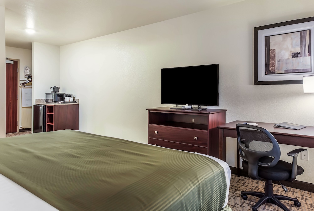 Cobblestone Hotel & Suites Gering Scottsbluff - photo 11
