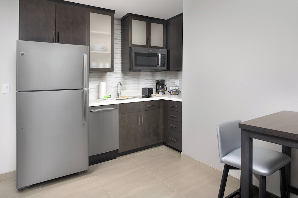 Residence Inn by Marriott Modesto North - photo 7