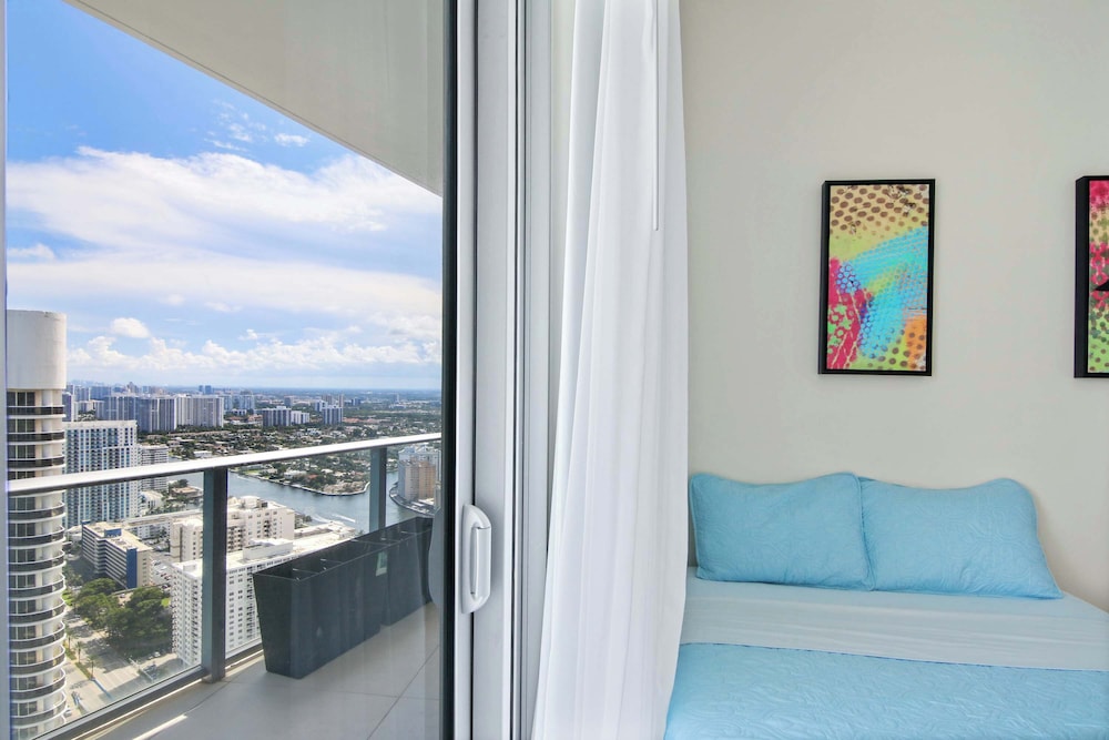 Luxury Penthouse 4 BDR With Resort Amenities - photo 11