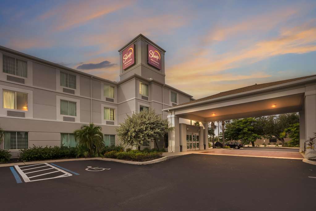 Sleep Inn & Suites Port Charlotte Punta Gorda - photo 3