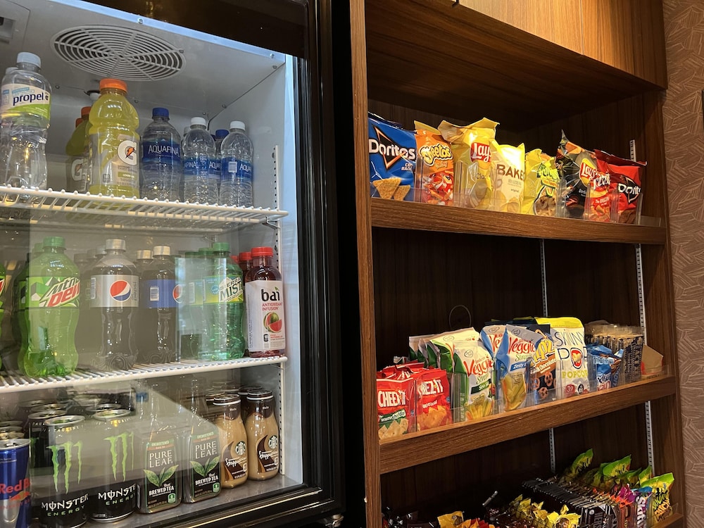 Fairfield by Marriott Mt Pleasant - photo 37