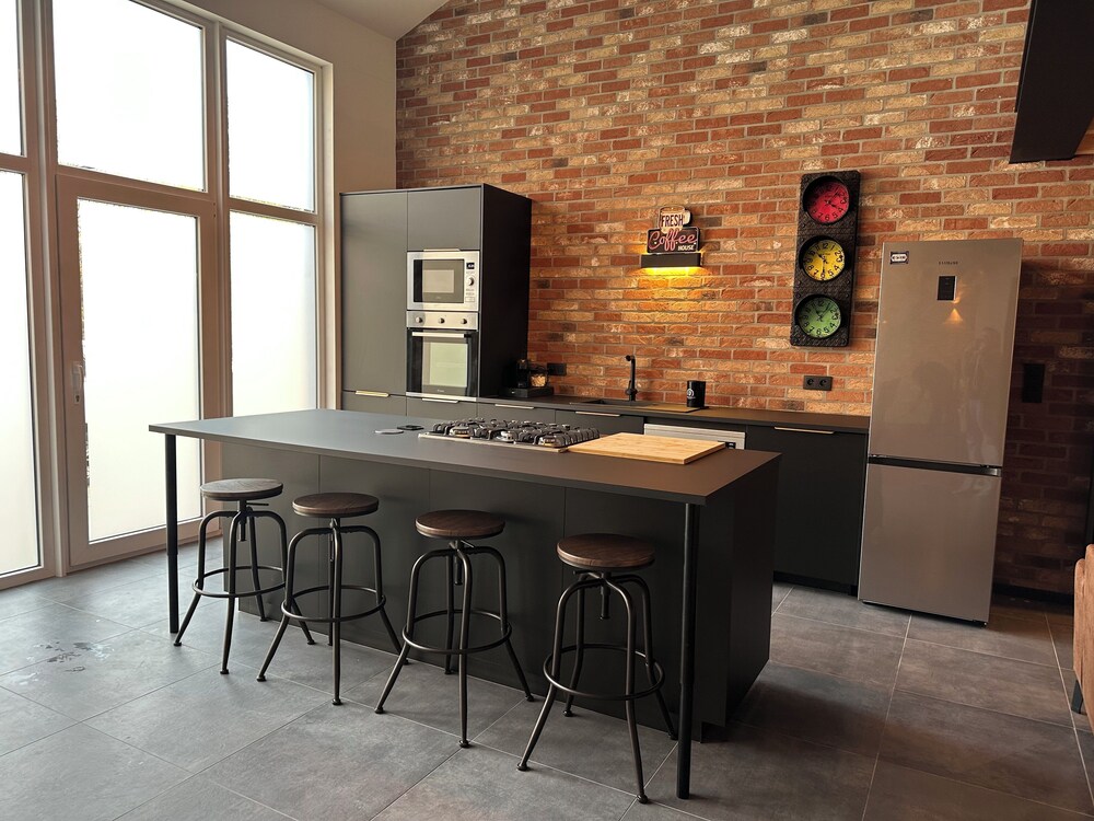 LFA 171 Superbe Loft avec Sauna — hotel near Liège Airport