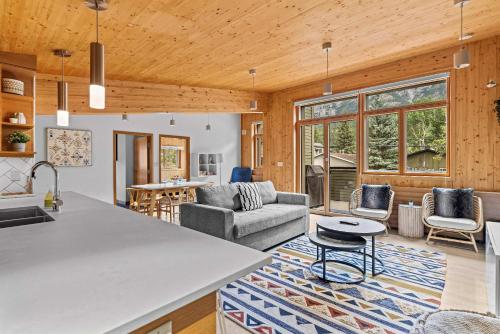 Pyrenees #202 LEED Gold Certified in Canmore, Canada