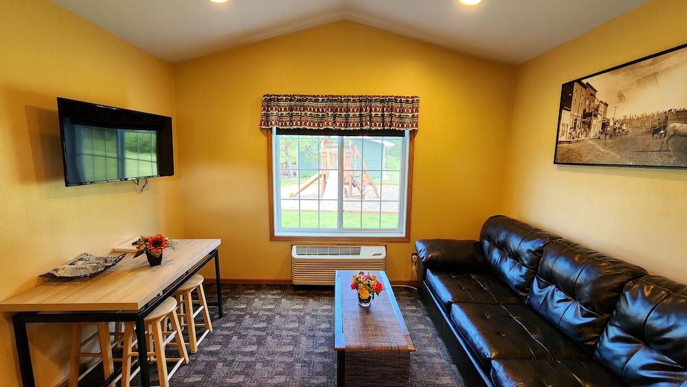 Black Elk Resort Cottages and RV Park - photo 30