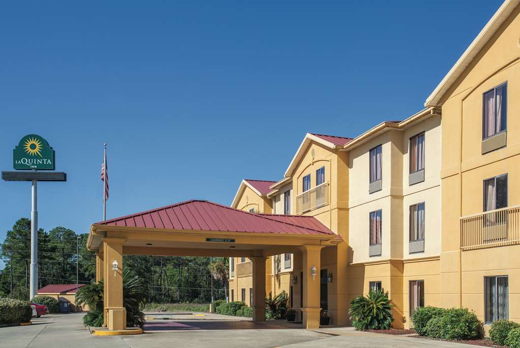 La Quinta Inn by Wyndham Moss Point Pascagoula - photo 3