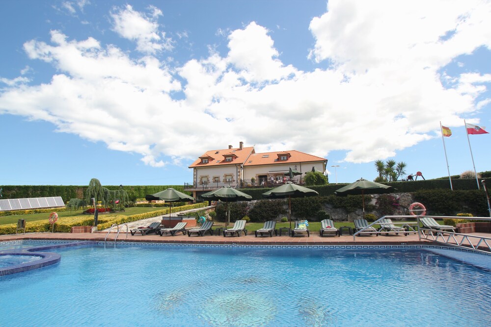 Posada El Iso in Santillana, Spain