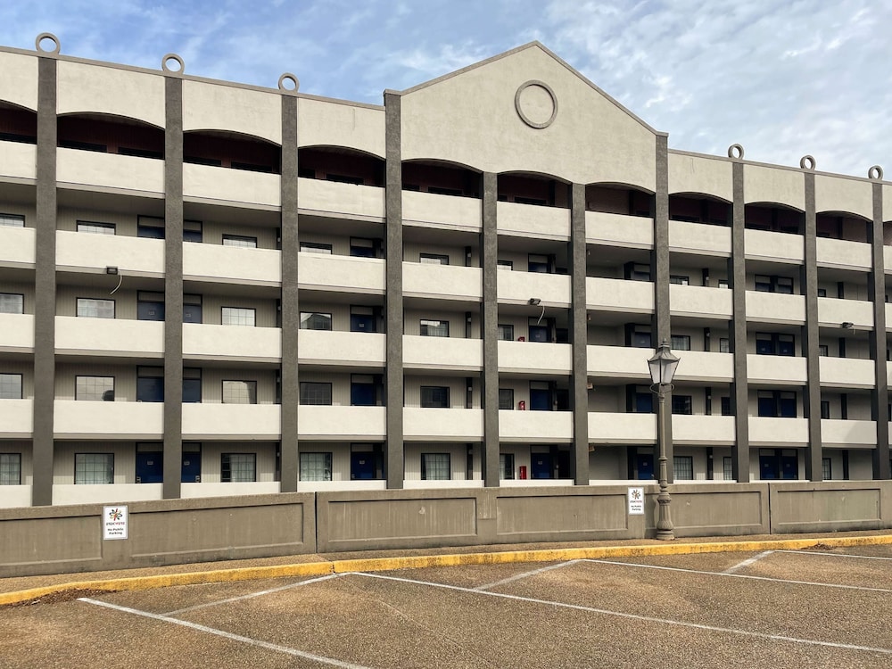Studio 6 Vicksburg MS Downtown - photo 2