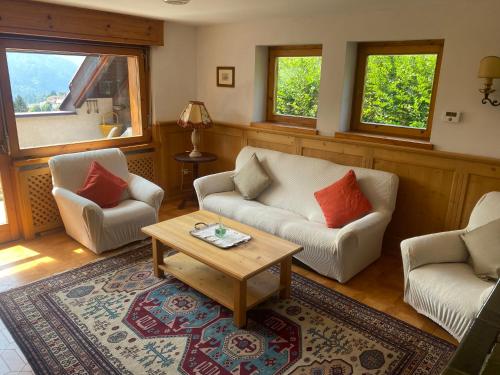 Chalet Genziana — 4-Star Luxury Hotel in Cavalese, Italy