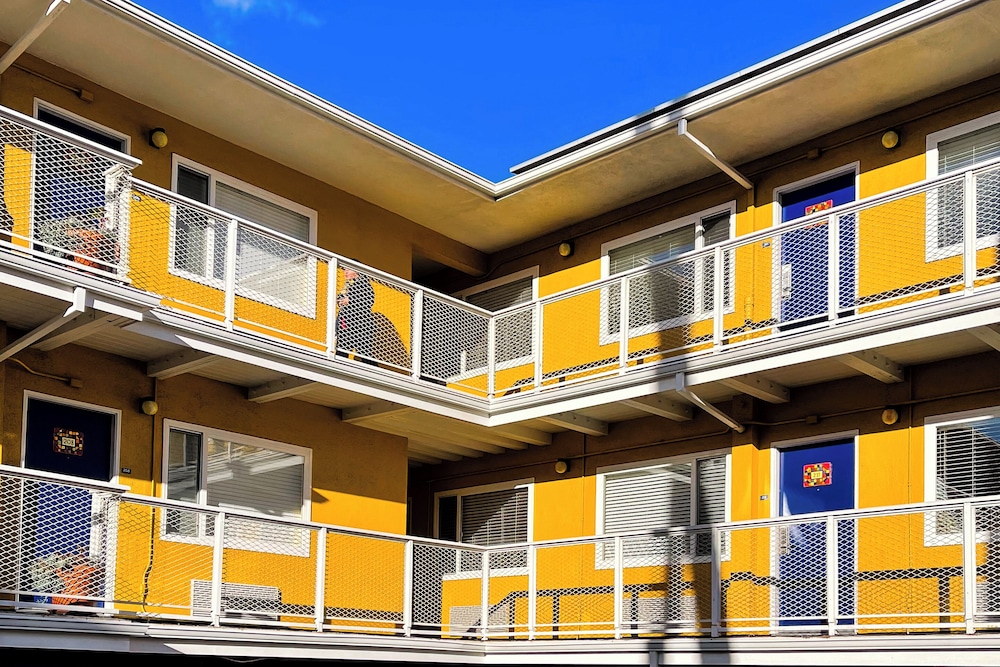 Hotel Del Sol - photo 47