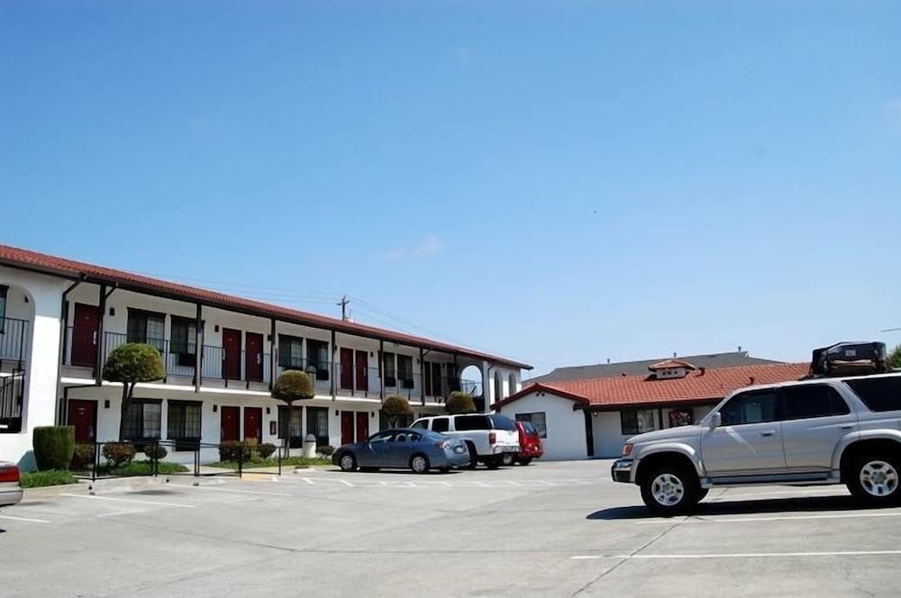 Travelodge by Wyndham Vallejo - photo 29