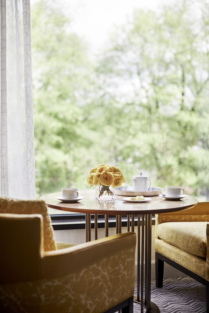 Four Seasons Hotel Boston - photo 9