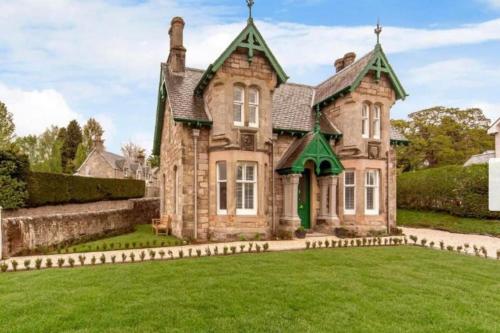 Inveresk House — 4-Star Luxury Hotel in Pitlochry, United Kingdom