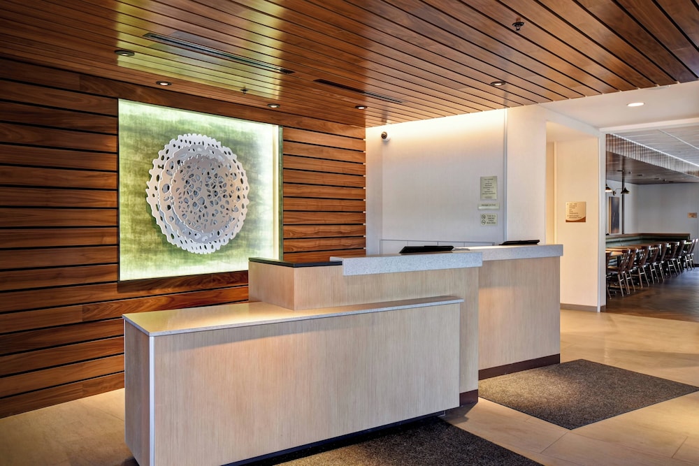Fairfield Inn & Suites by Marriott Plymouth - photo 2